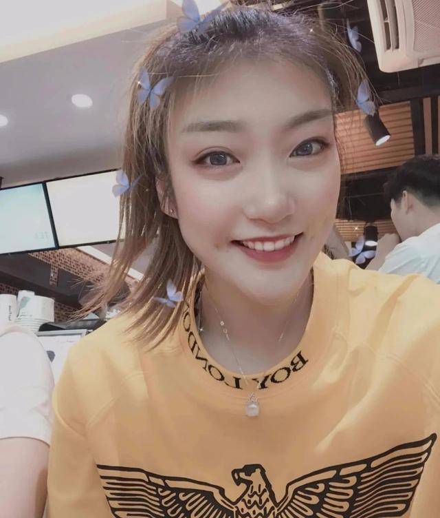 美女被男生操视频漫画